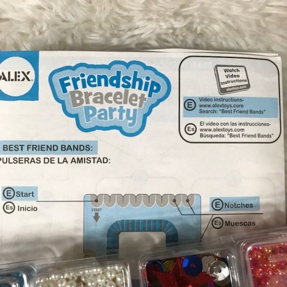 Alex Friendship Bracelet Party Set - Picture 11 of 11